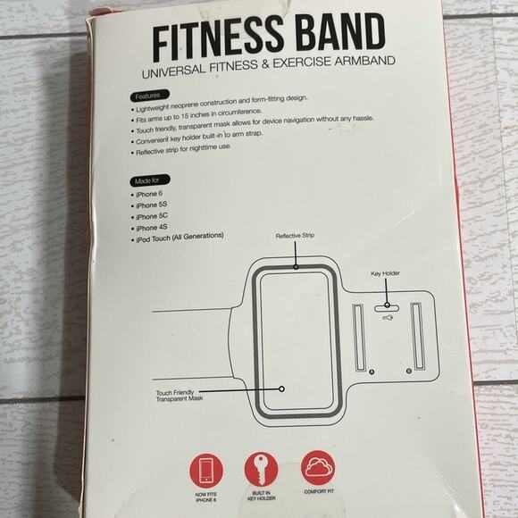 GEMS Pink Universal Fitness Armband - Picture 2 of 4